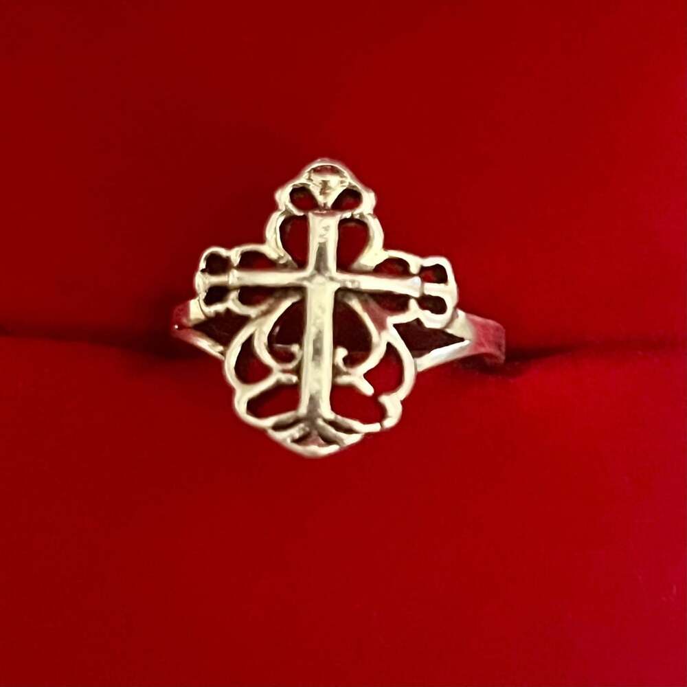 Vintage Filigree Cross Titanium Steel Silver Ring Size 6